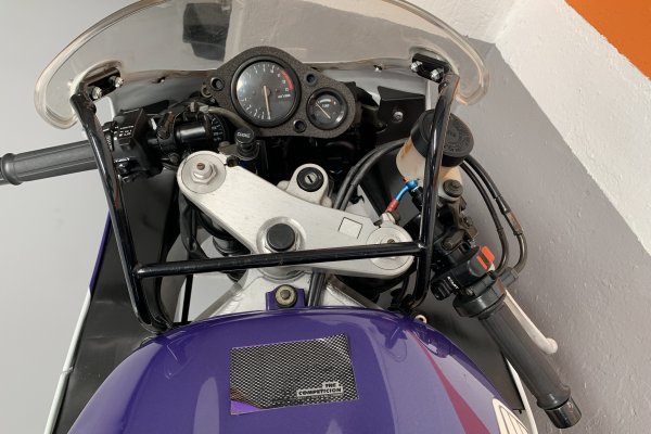 Honda CBR 900 RR 