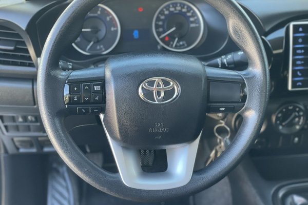Toyota Hilux 2.4 D-4D 4X2 