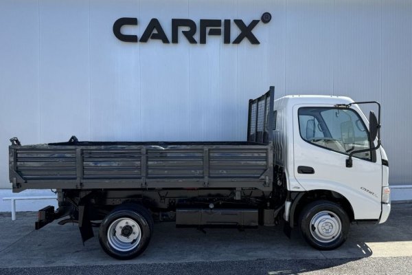 Toyota Dyna 3.0 D-4D Tri-Basculante 