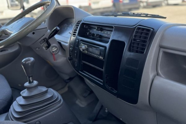 Toyota Dyna 3.0 D-4D Tri-Basculante 