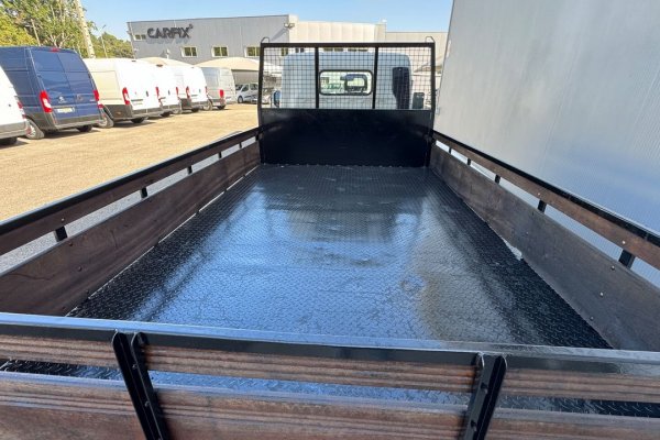 Mitsubishi Canter 3S13 Caixa Larga 