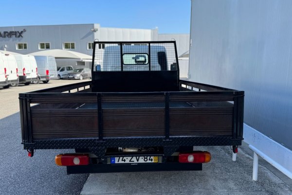 Mitsubishi Canter 3S13 Caixa Larga 