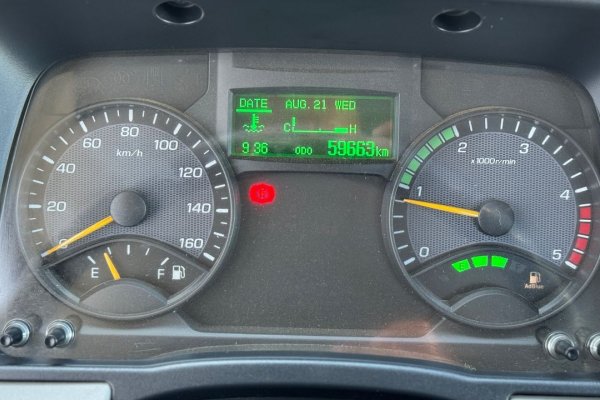 Mitsubishi Canter 3S13 Caixa Larga 