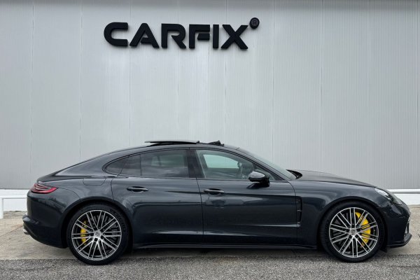 Porsche Panamera 