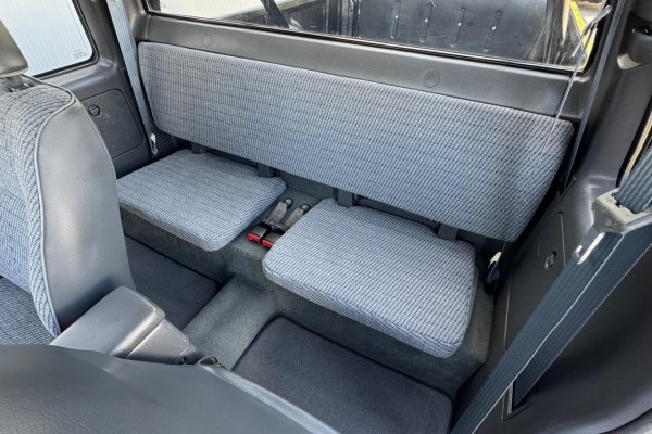 Toyota Hilux LN88 2.4D Cabine extra 4 lugares 