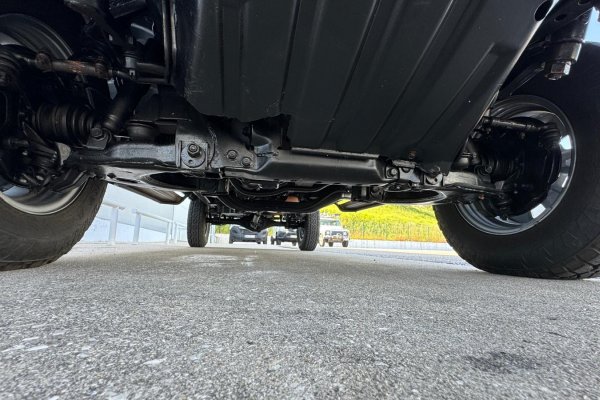 Toyota Hilux LN88 2.4D Cabine extra 4 lugares 