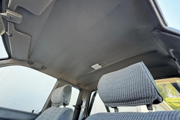 Toyota Hilux LN88 2.4D Cabine extra 4 lugares 