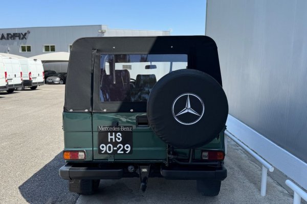 Mercedes-Benz G 230 