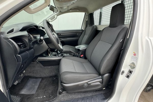 Toyota Hilux 2.4 D-4D 4X4 