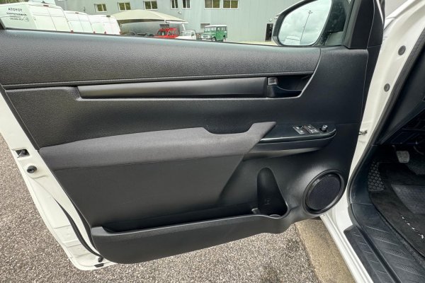 Toyota Hilux 2.4 D-4D 4X4 