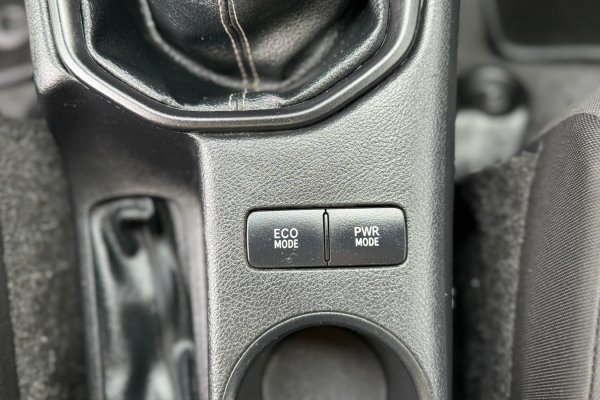 Toyota Hilux 2.4 D-4D 4X4 