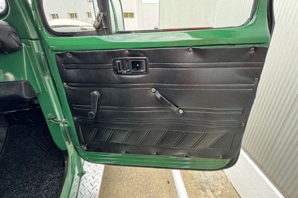 Toyota BJ 45 7 Lugares 