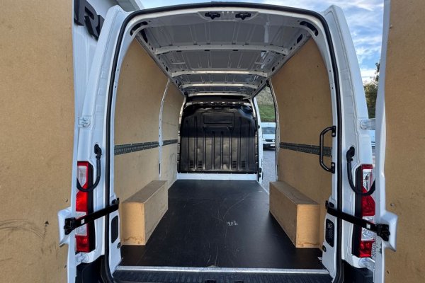 Renault Master 2.3 dCi L2 H2 