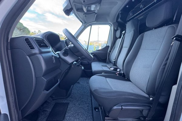 Renault Master 2.3 dCi L2 H2 