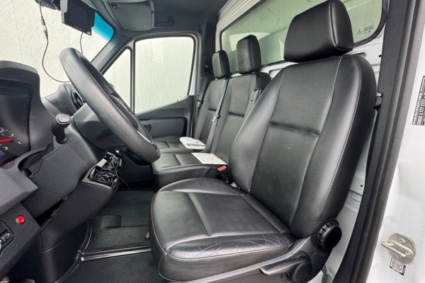 Mercedes-Benz Sprinter 315 CDI/43 C/ Plataforma Elevatória 