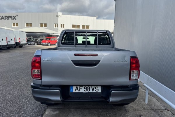 Toyota Hilux 