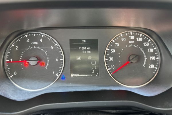 Renault Trafic 2.0 dCi L1 H2 Fase III 