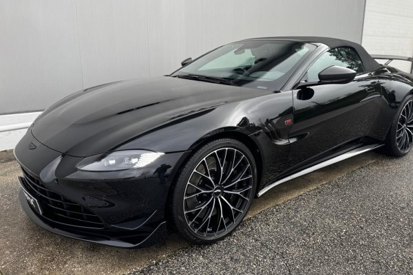 Aston Martin Vantage Roadster 