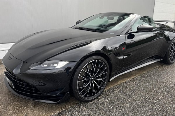Aston Martin Vantage Roadster 