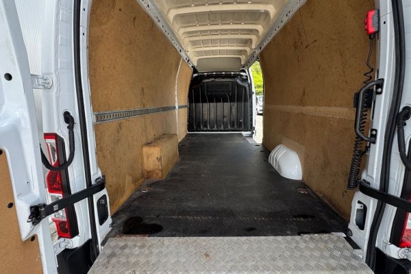 Renault Master 2.3 dCi L4 H3 C/ Plat Elevatória 