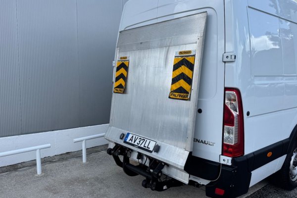 Renault Master 2.3 dCi L4 H3 C/ Plat Elevatória 