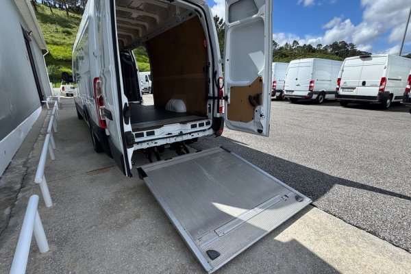 Renault Master 2.3 dCi L4 H3 C/ Plat Elevatória 