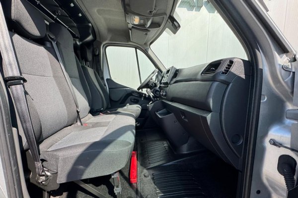 Renault Master 2.3 dCi L2 H2 Cx Automática 