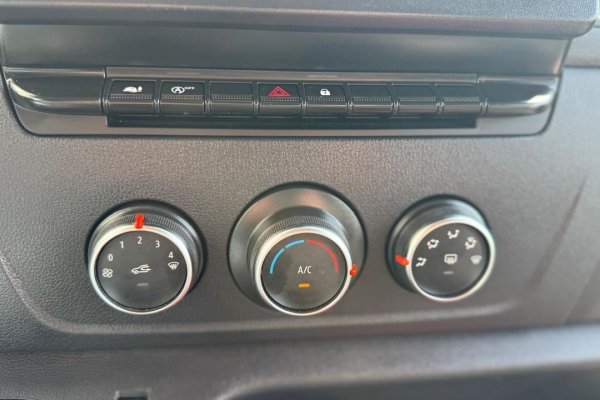 Renault Master 2.3 dCi L2 H2 Cx Automática 
