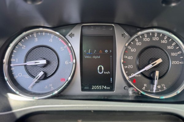 Toyota Hilux 