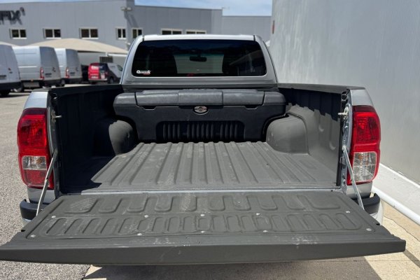 Toyota Hilux 
