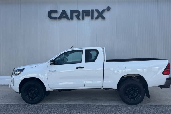 Toyota Hilux 2.4 D-4D 4X4 cabine extra 