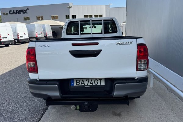 Toyota Hilux 2.4 D-4D 4X4 cabine extra 