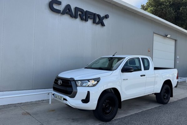 Toyota Hilux 2.4 D-4D 4X4 cabine extra 