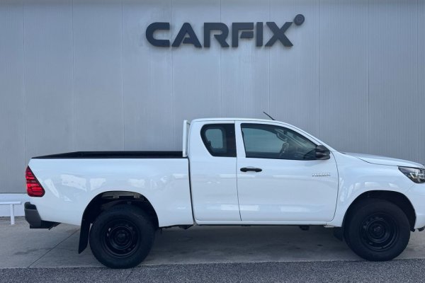 Toyota Hilux 2.4 D-4D 4X4 cabine extra 
