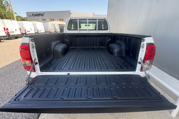 Toyota Hilux 2.4 D-4D 4X4 cabine extra 