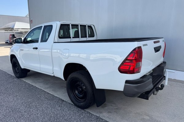 Toyota Hilux 2.4 D-4D 4X4 cabine extra 