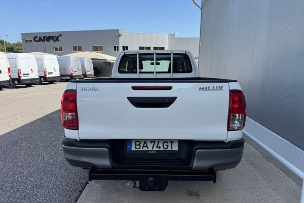 Toyota Hilux 2.4 D-4D 4X4 cabine extra 