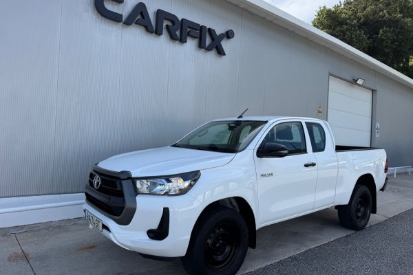 Toyota Hilux 2.4 D-4D 4X4 cabine extra 