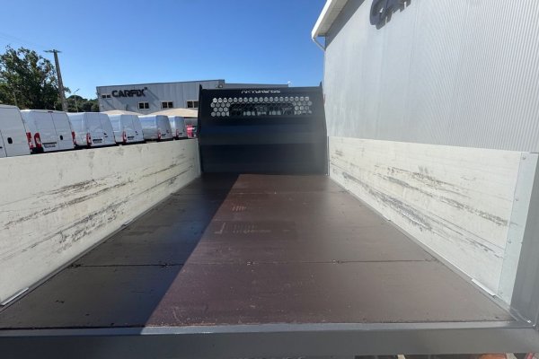 Mitsubishi Canter 3C15D C/ Plat. Elevatória 