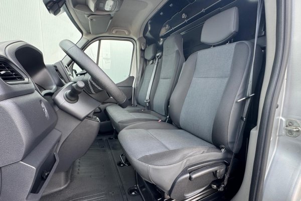 Renault Master 2.3 dCi L3 H2 Especial para Oficina 