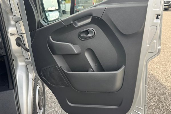 Renault Master 2.3 dCi L3 H2 Especial para Oficina 