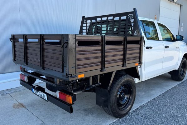 Toyota Hilux 