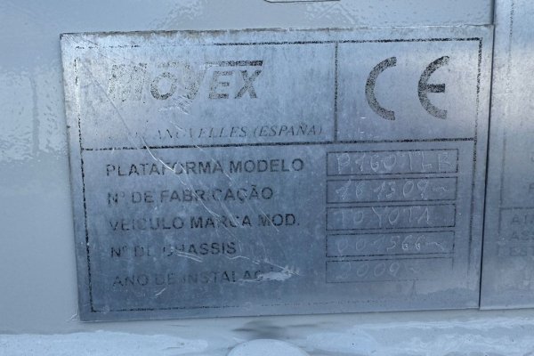 Toyota Dyna 3.0 D-4D C/ Cesto Elevat�rio 