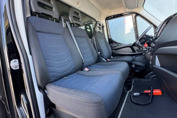Iveco Daily 2.3 35C16 C/ Plat. Elevatória 