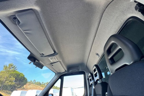 Iveco Daily 2.3 35C16 C/ Plat. Elevatória 