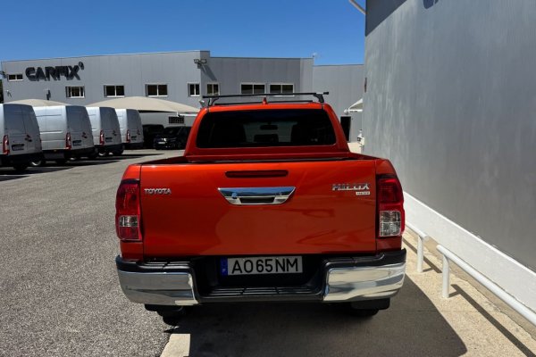 Toyota Hilux 