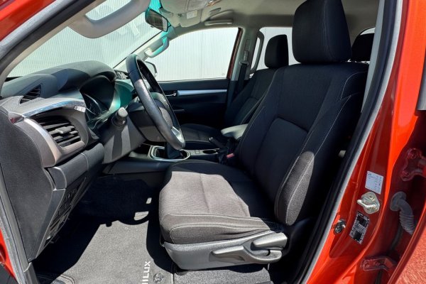 Toyota Hilux 
