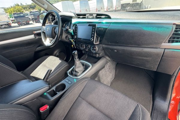 Toyota Hilux 