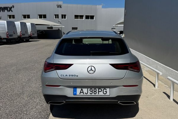 Mercedes-Benz CLA 250 