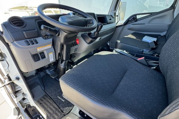 Mitsubishi Mitsubishi Canter 3C13 Chassis-cabine 